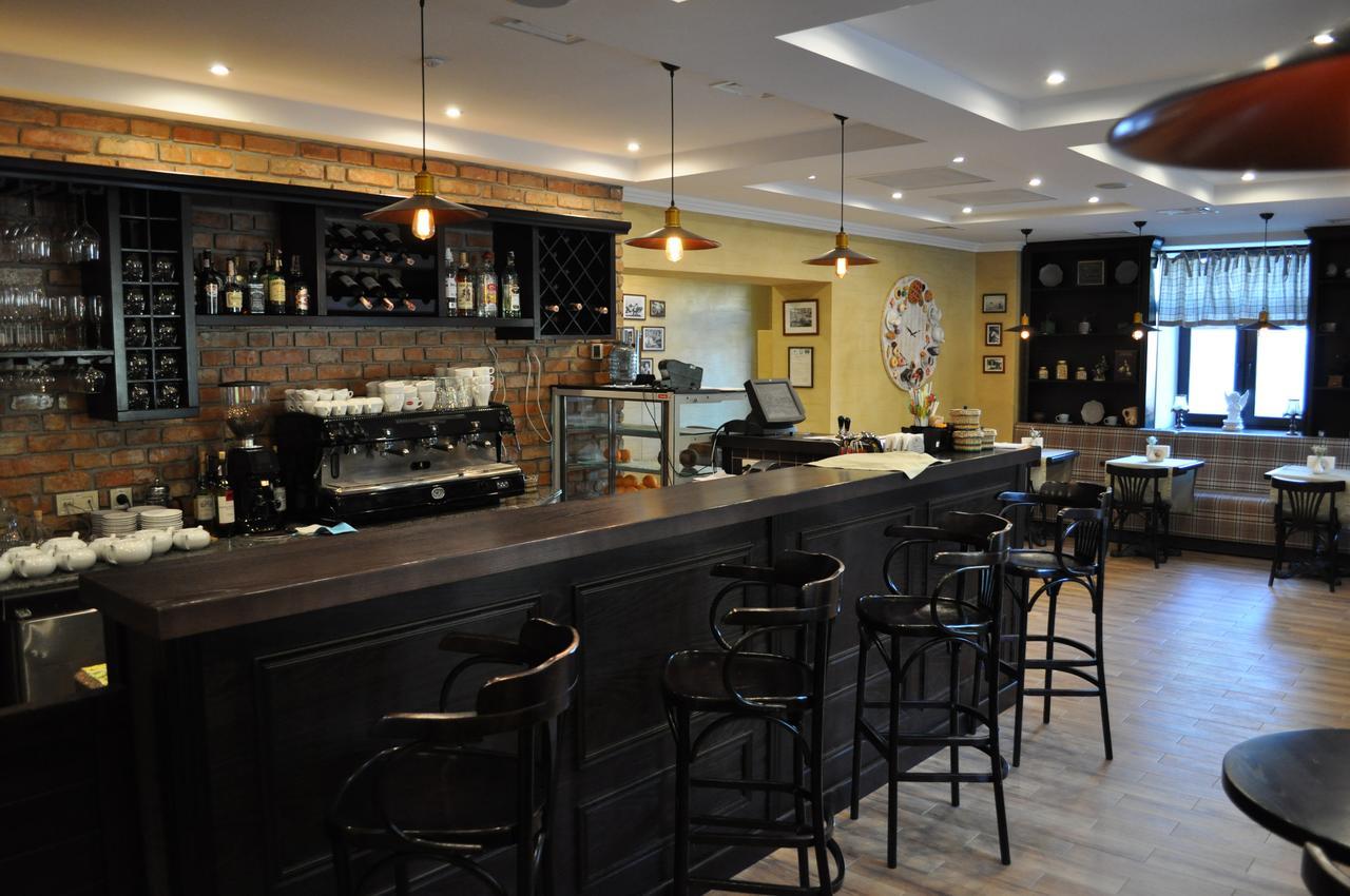 Premier Hotel Potchaïv Extérieur photo